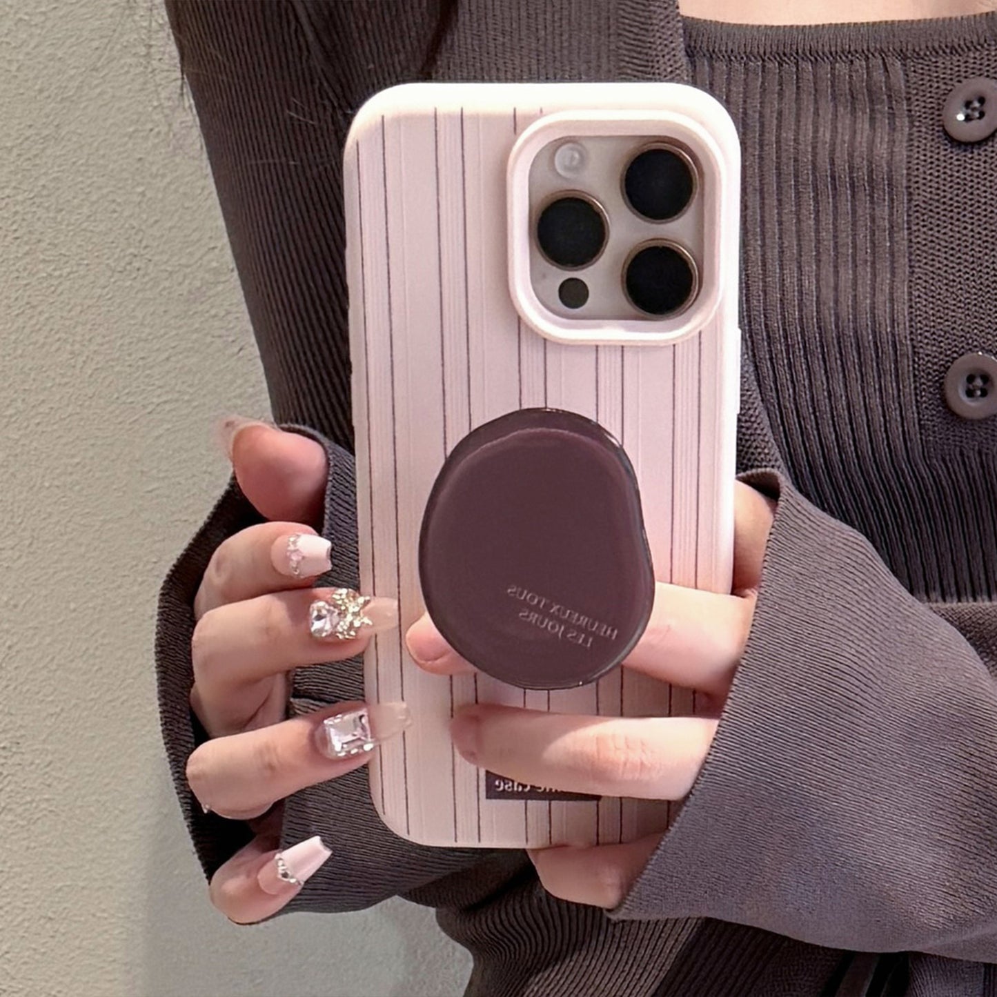 Pink and brown stripes | 134